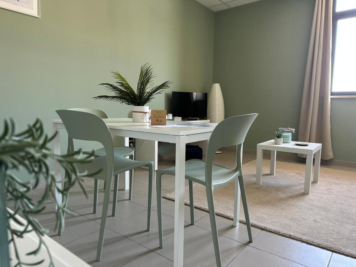 Botanical Suite Бари Екстериор снимка