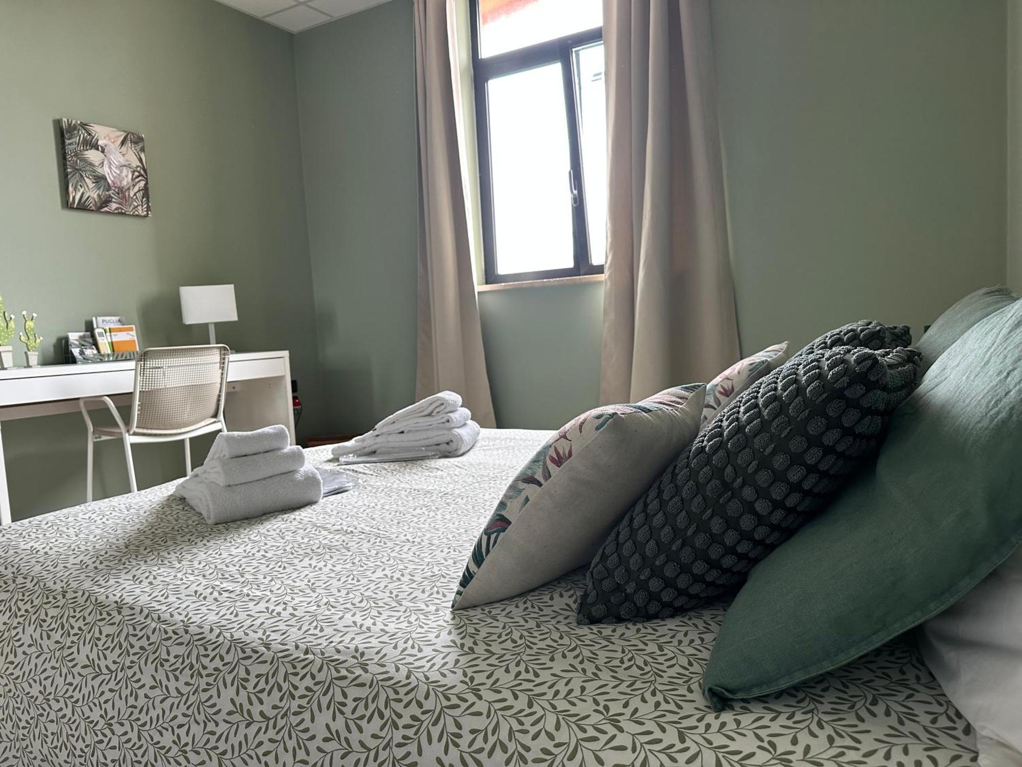 Botanical Suite Бари Екстериор снимка
