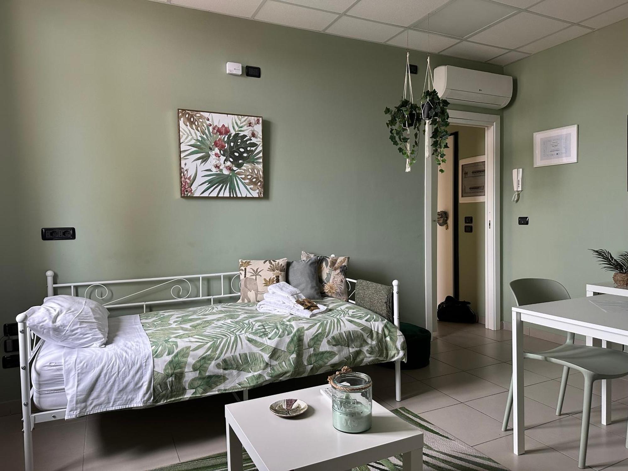 Botanical Suite Бари Екстериор снимка