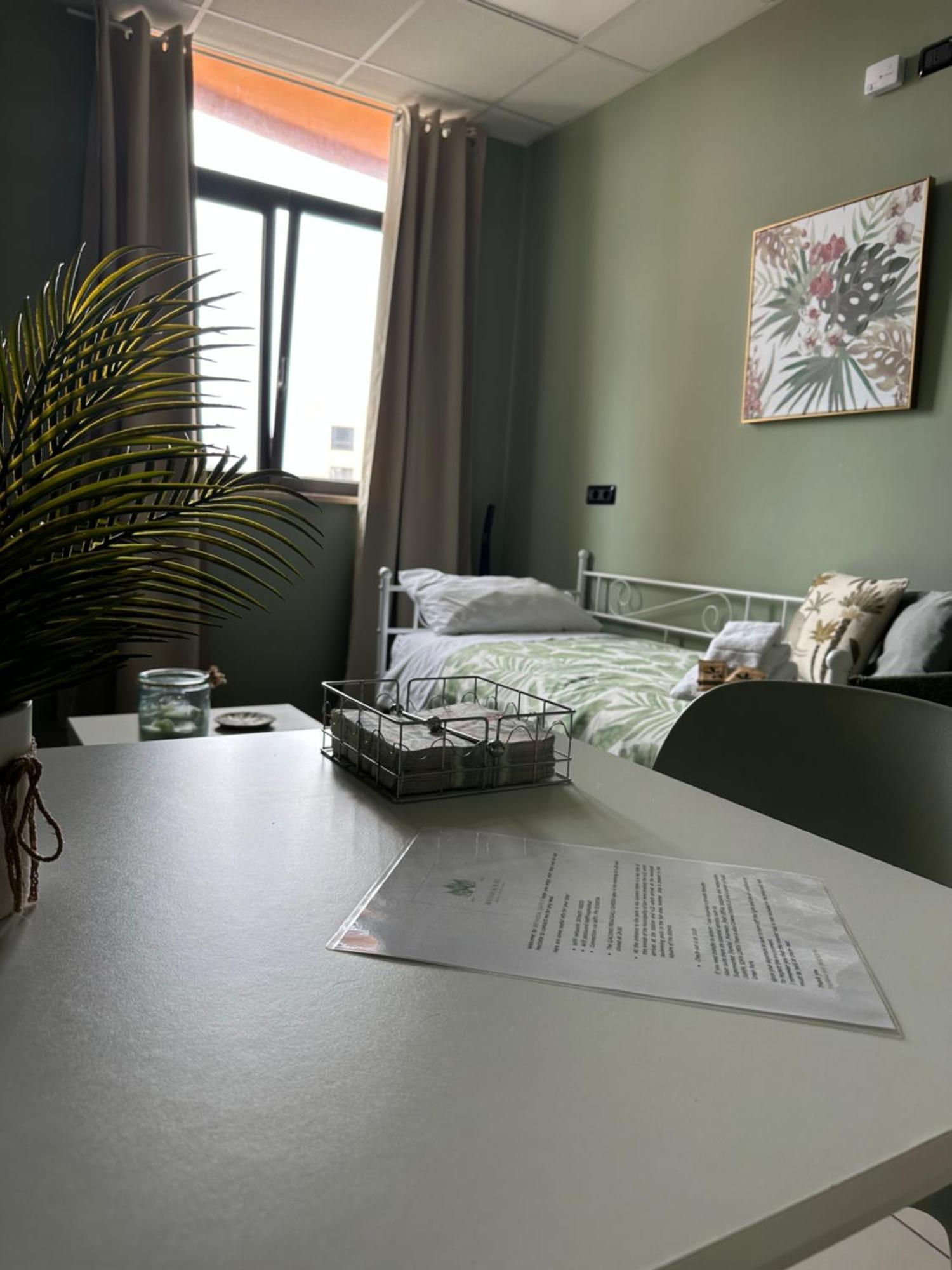 Botanical Suite Бари Екстериор снимка